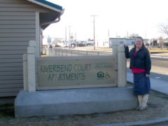 Riverbend Court Apartment Signs